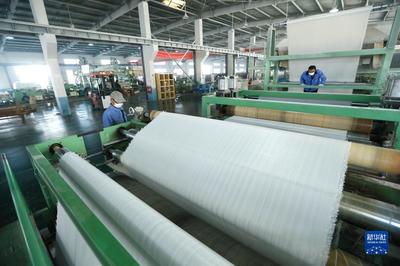 山東即墨 科技篷布闖市場，涂膜技術(shù)引領(lǐng)產(chǎn)業(yè)升級